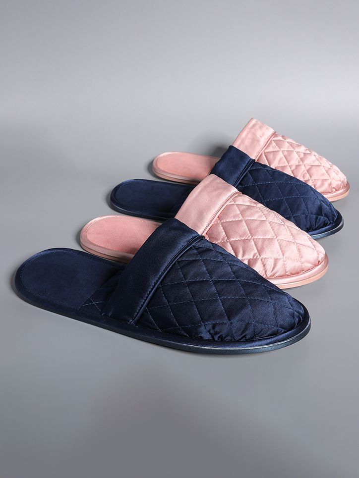All-Season Closed-Toe Silk House Slipper for Women