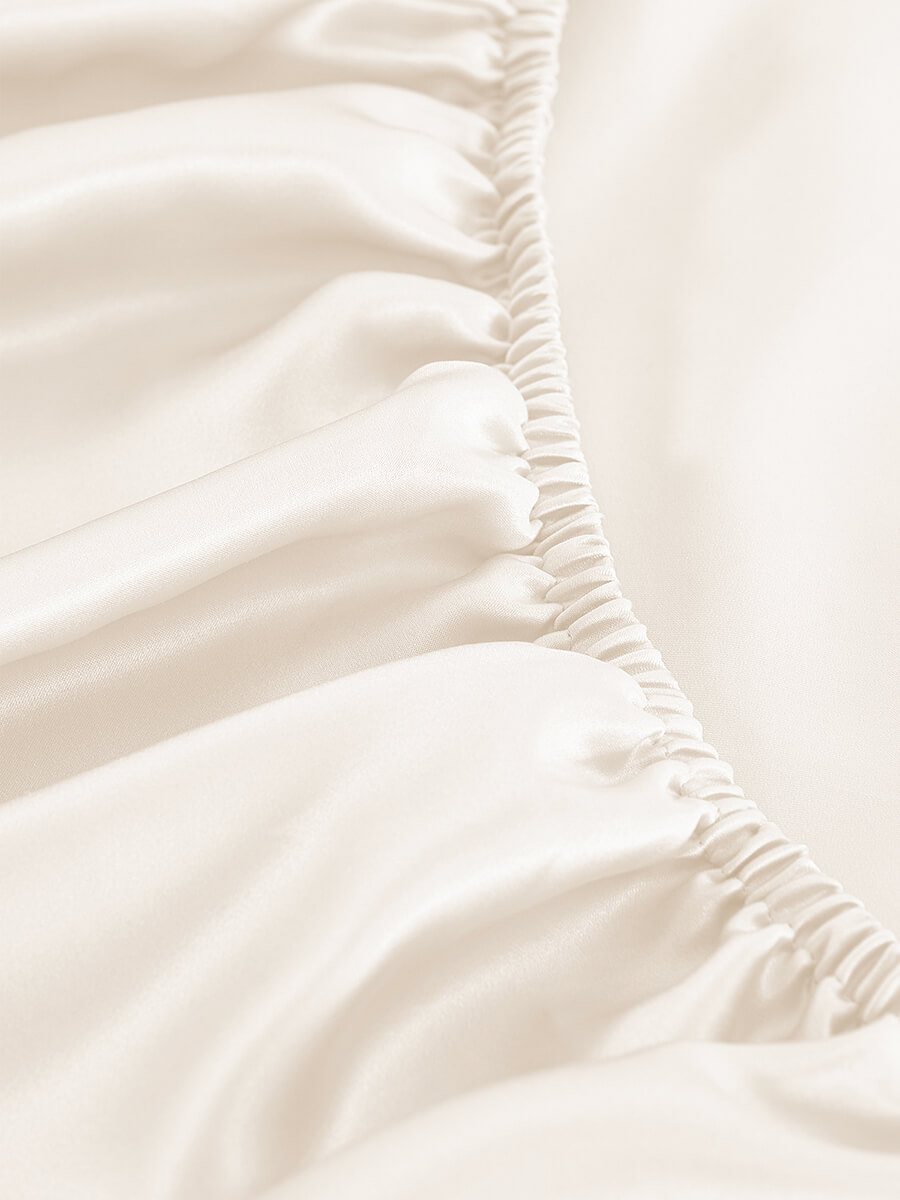 25 Momme Luxury Seamless Silk Fitted Sheet