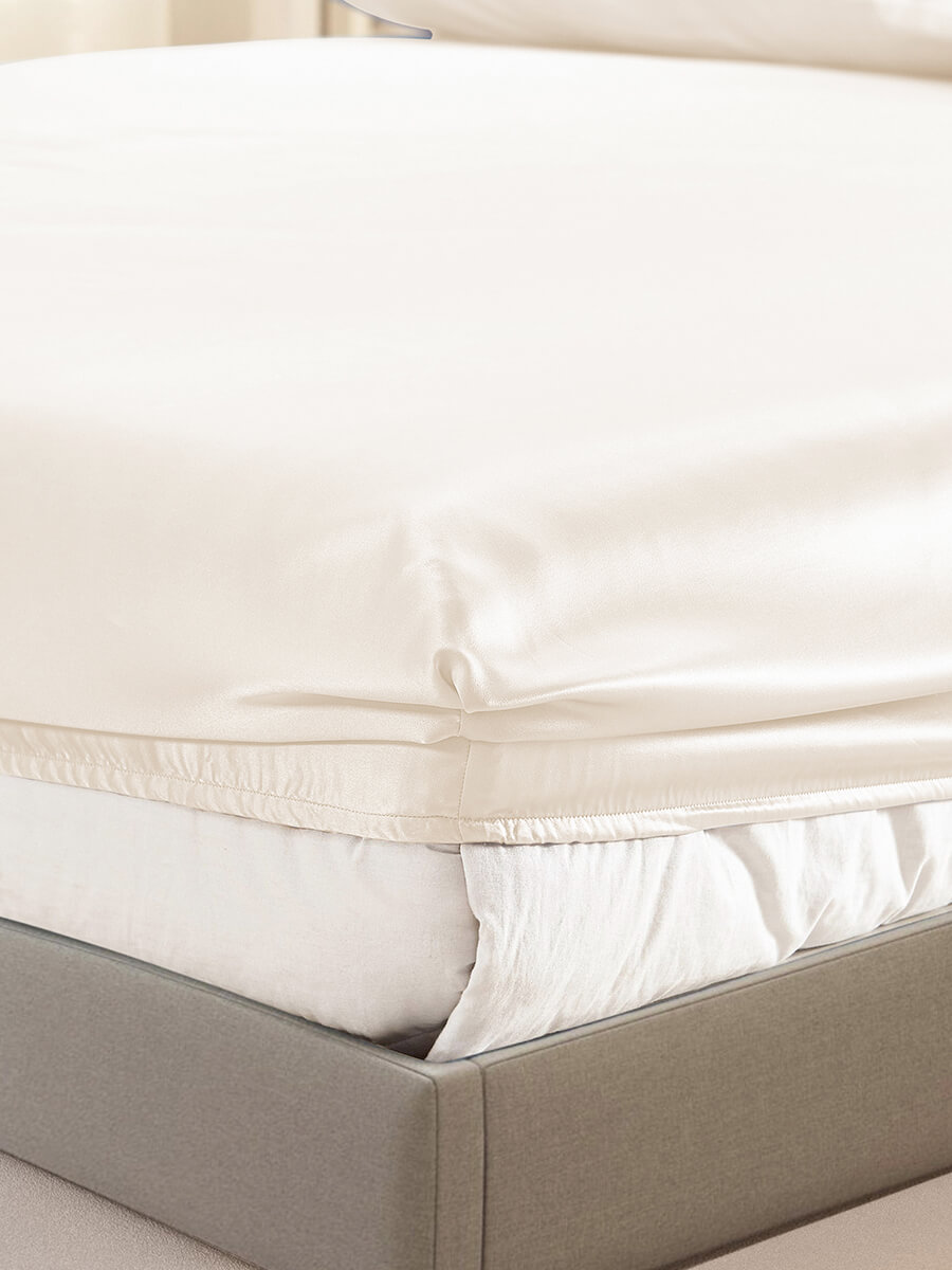 25 Momme Luxury Seamless Silk Fitted Sheet