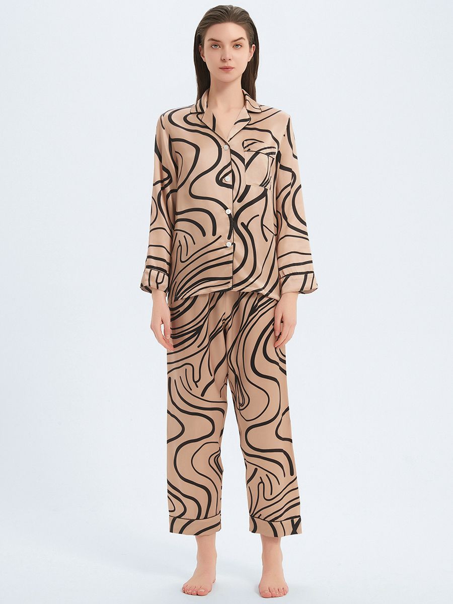 22 Momme Champagne Gold Women Wave Pattern Long Silk Pajama Set