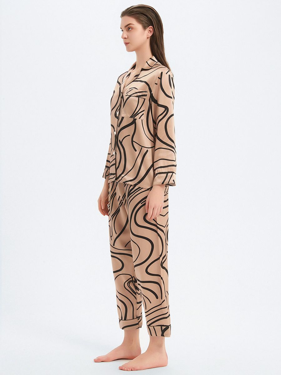 22 Momme Champagne Gold Women Wave Pattern Long Silk Pajama Set