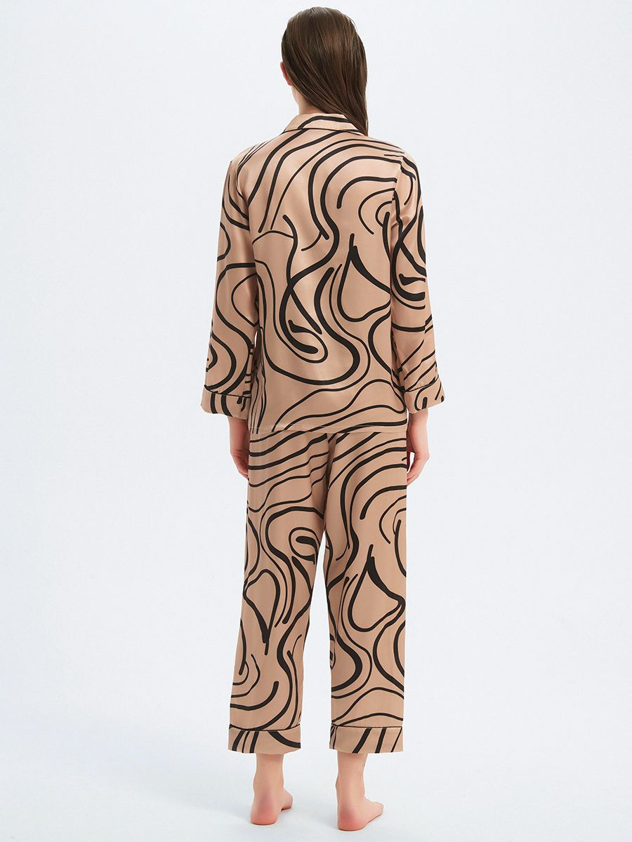 22 Momme Champagne Gold Women Wave Pattern Long Silk Pajama Set