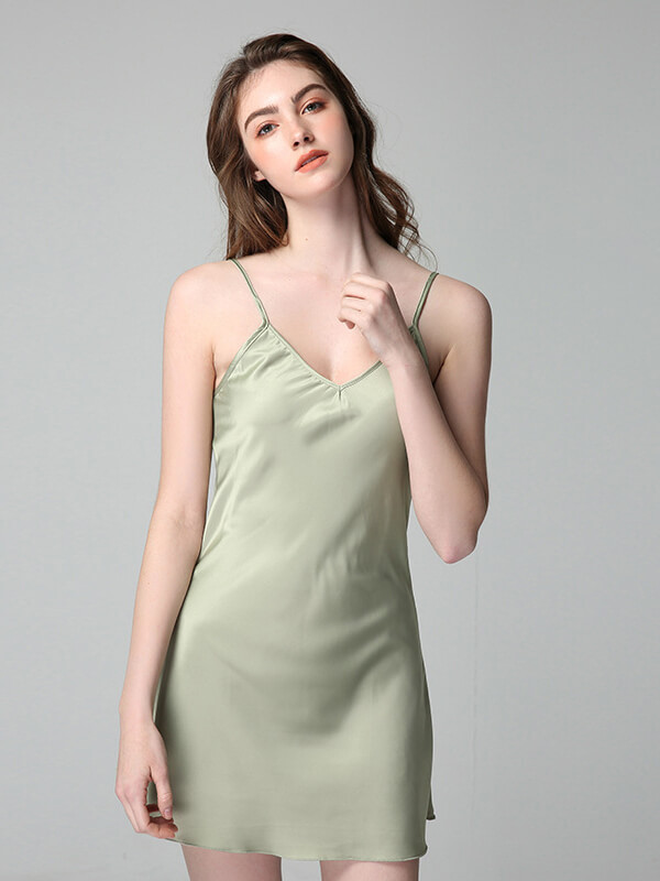 22 Momme Classic Silk Nightgown and Robe Set with Piping