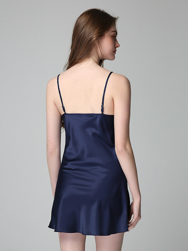 22 Momme Classic Silk Nightgown and Robe Set with Piping