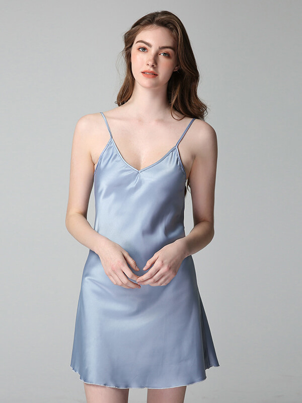 22 Momme Classic Silk Nightgown and Robe Set with Piping