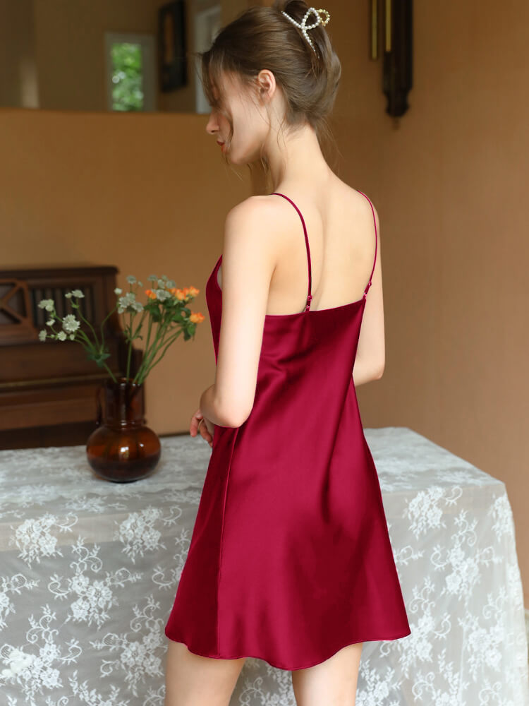 22 Momme Strappy V-Neck Spaghetti Strap Silk Chemise