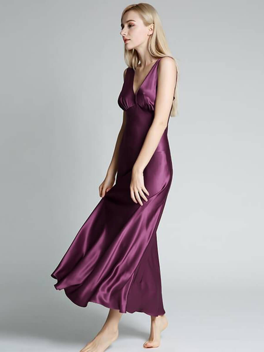22 Momme Sleeveless V-Neck Floor Length Mulberry Silk Nightgown