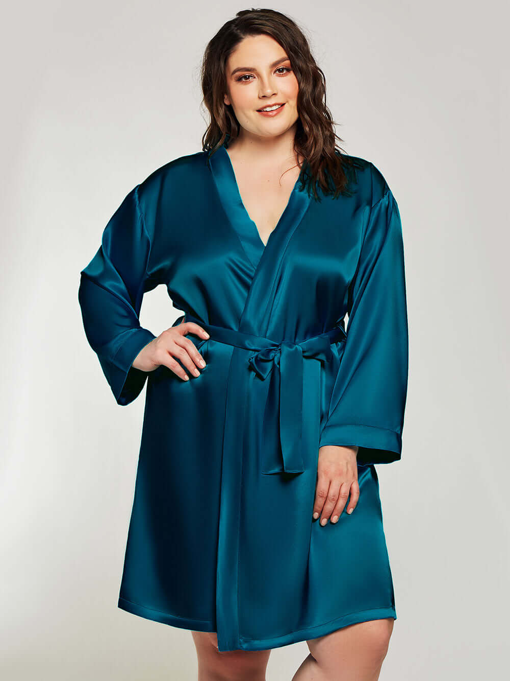 22 Momme Elegant Plus Size Silk Robe for Women Luxury Sleepwear