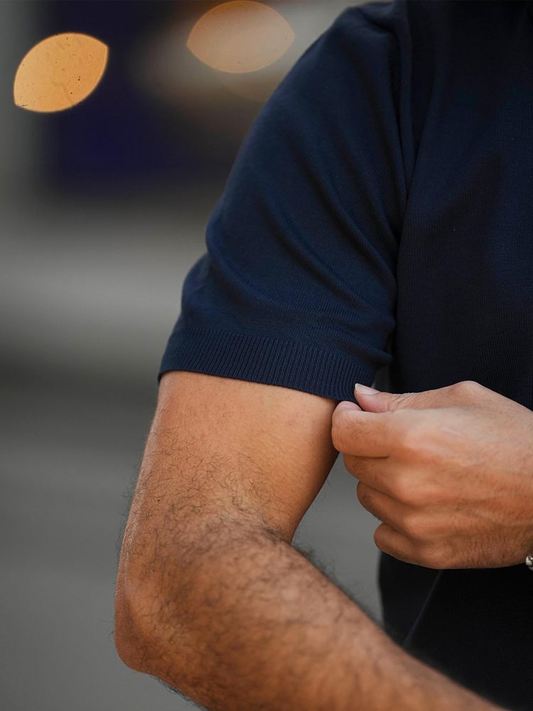 Men's V Neck Short Sleeve Stretch Silk Knit Polo Shirt