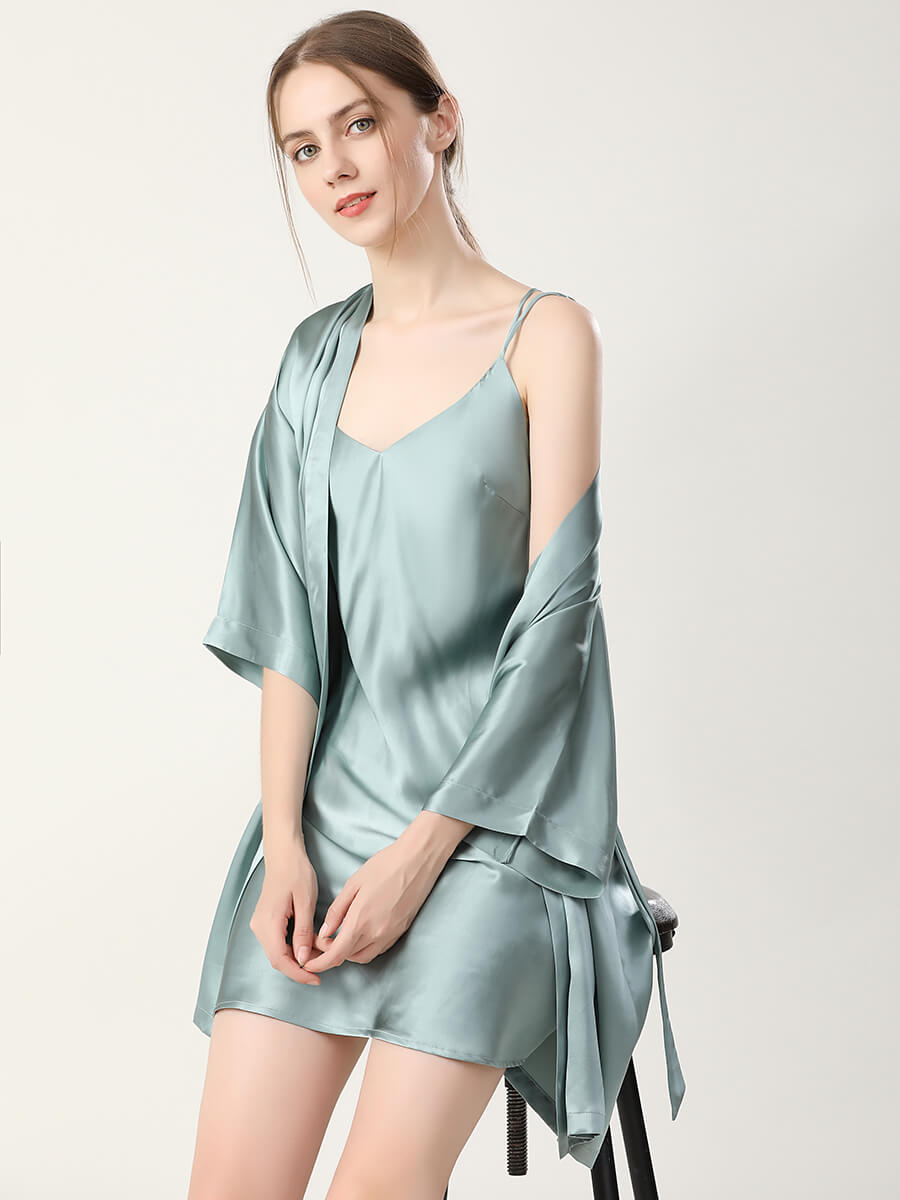22 Momme Mulberry Silk Chemise and Kimono Robe Set