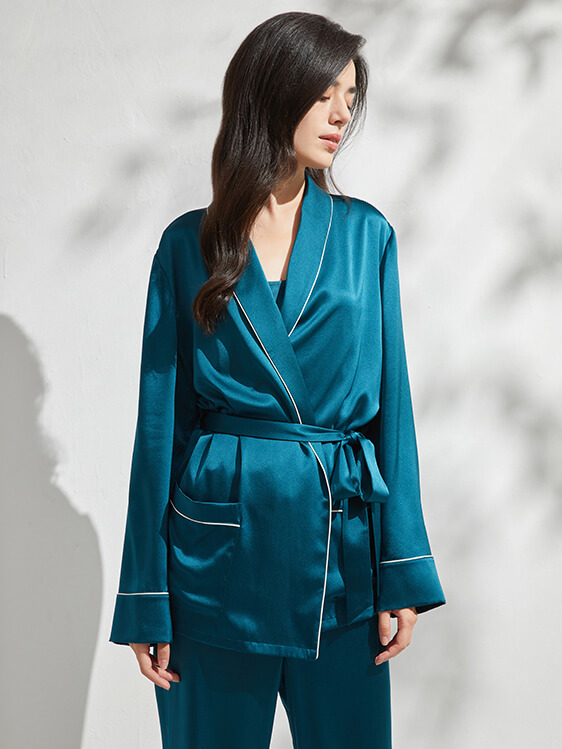 22 Momme 3 Piece Luxurious Long Silk Pajama Set For Women