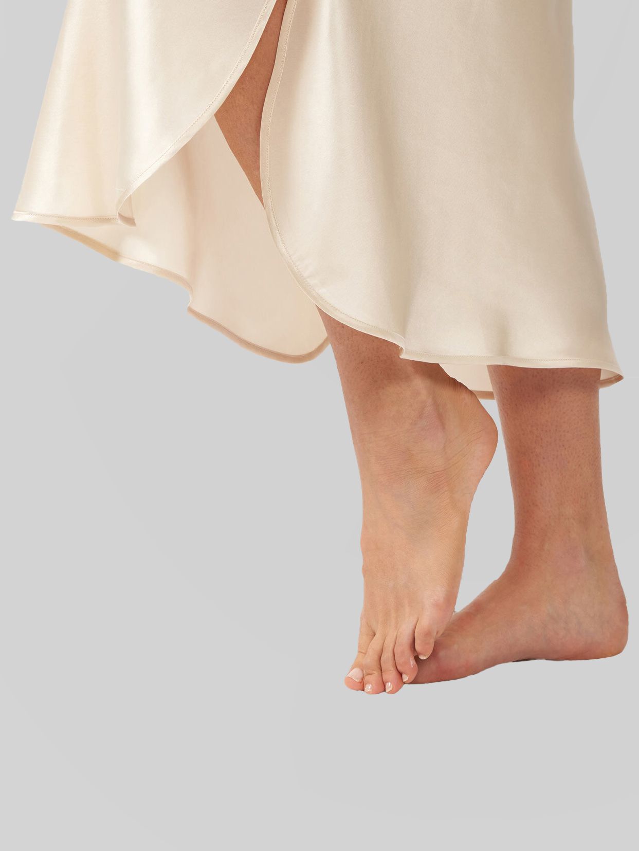 22 Momme Cap Sleeve Scoop Neck Long Silk Nightdress