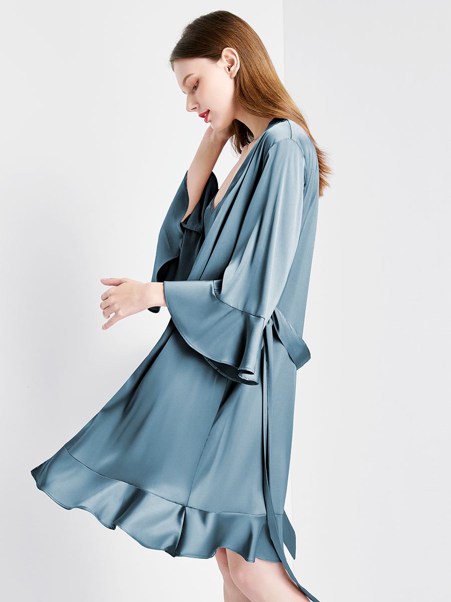 22 Momme Women's Ruffled Silk Robe Luxury Sleepwear