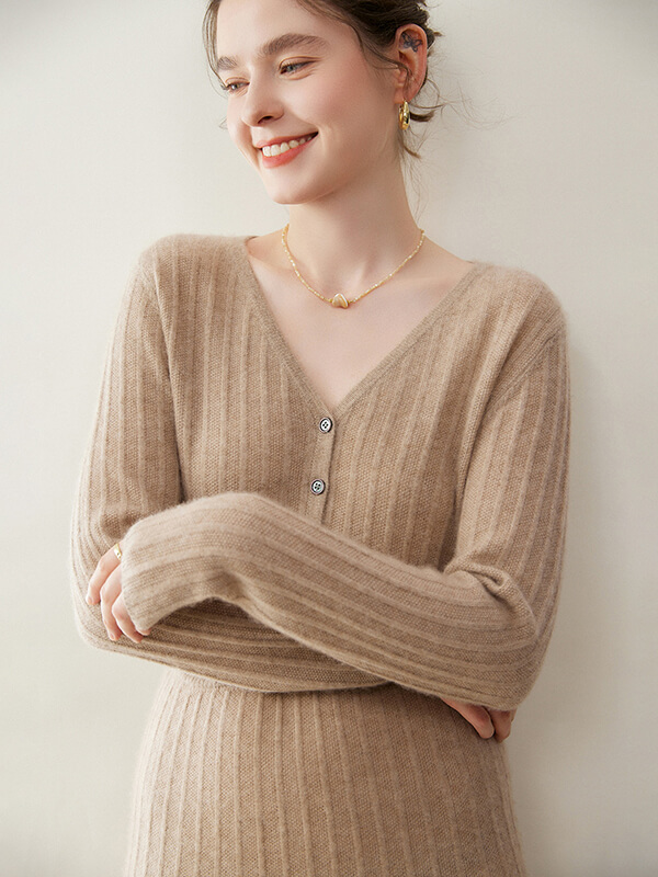 Sexy Rib-Knit V-Neck Long Cashmere Dress with Buttons